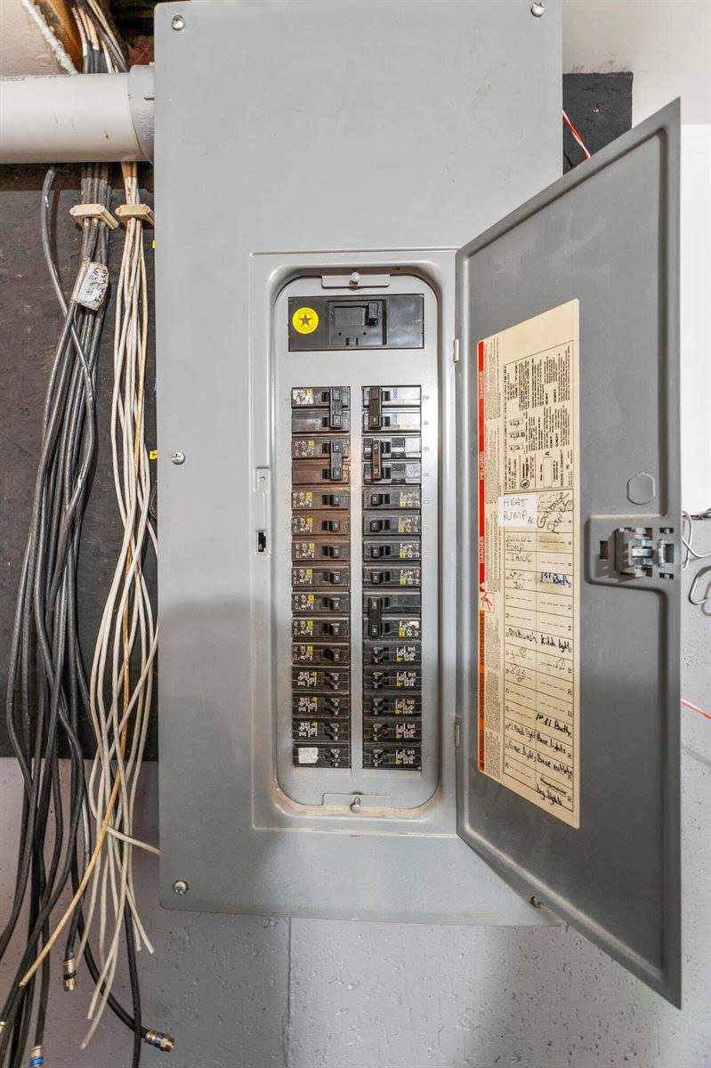 378 Cross Hill Road, Augusta, ME 04330