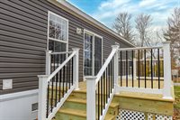 30 Main Road, Holden, ME 04429
