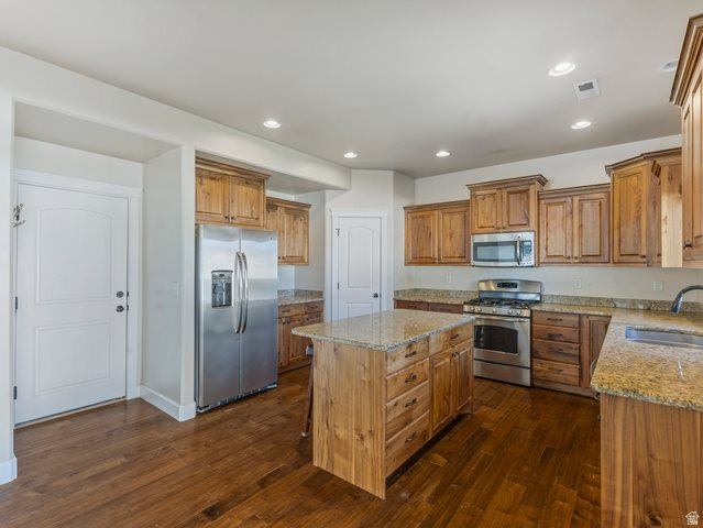 168 East Brookshire Dr, Saratoga Springs, UT 84045