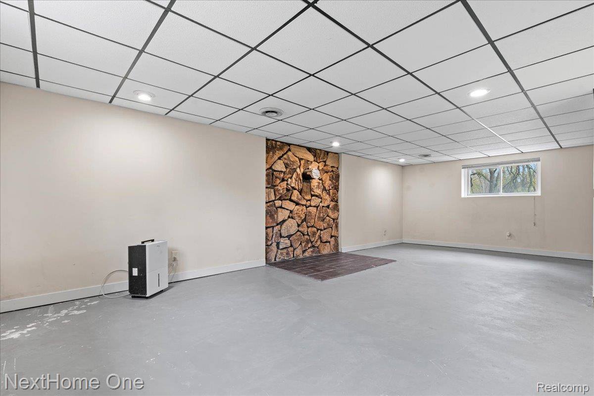 920 Del Sher Drive, BrightonCity_Livingston, MI 48114