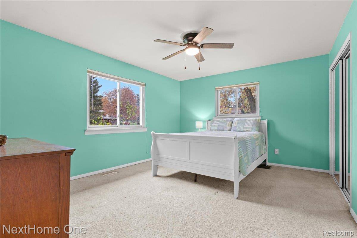 920 Del Sher Drive, BrightonCity_Livingston, MI 48114