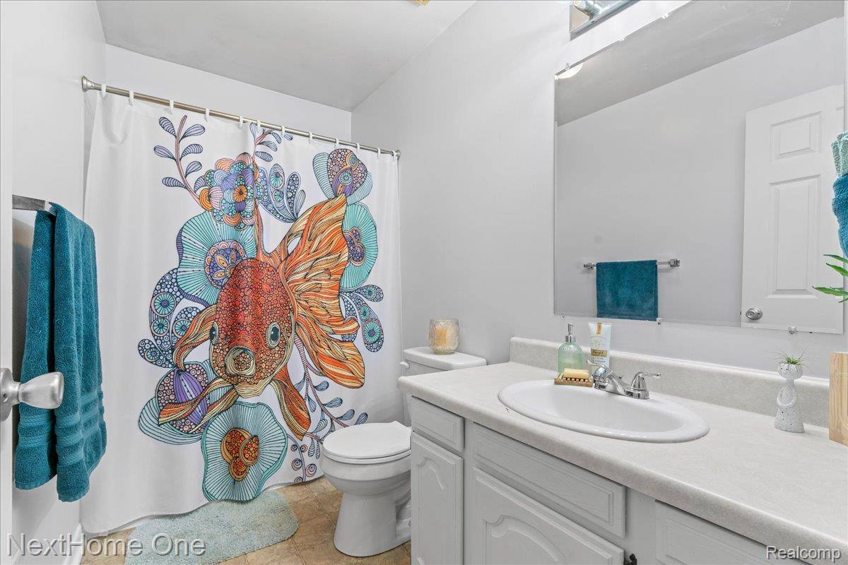 920 Del Sher Drive, BrightonCity_Livingston, MI 48114