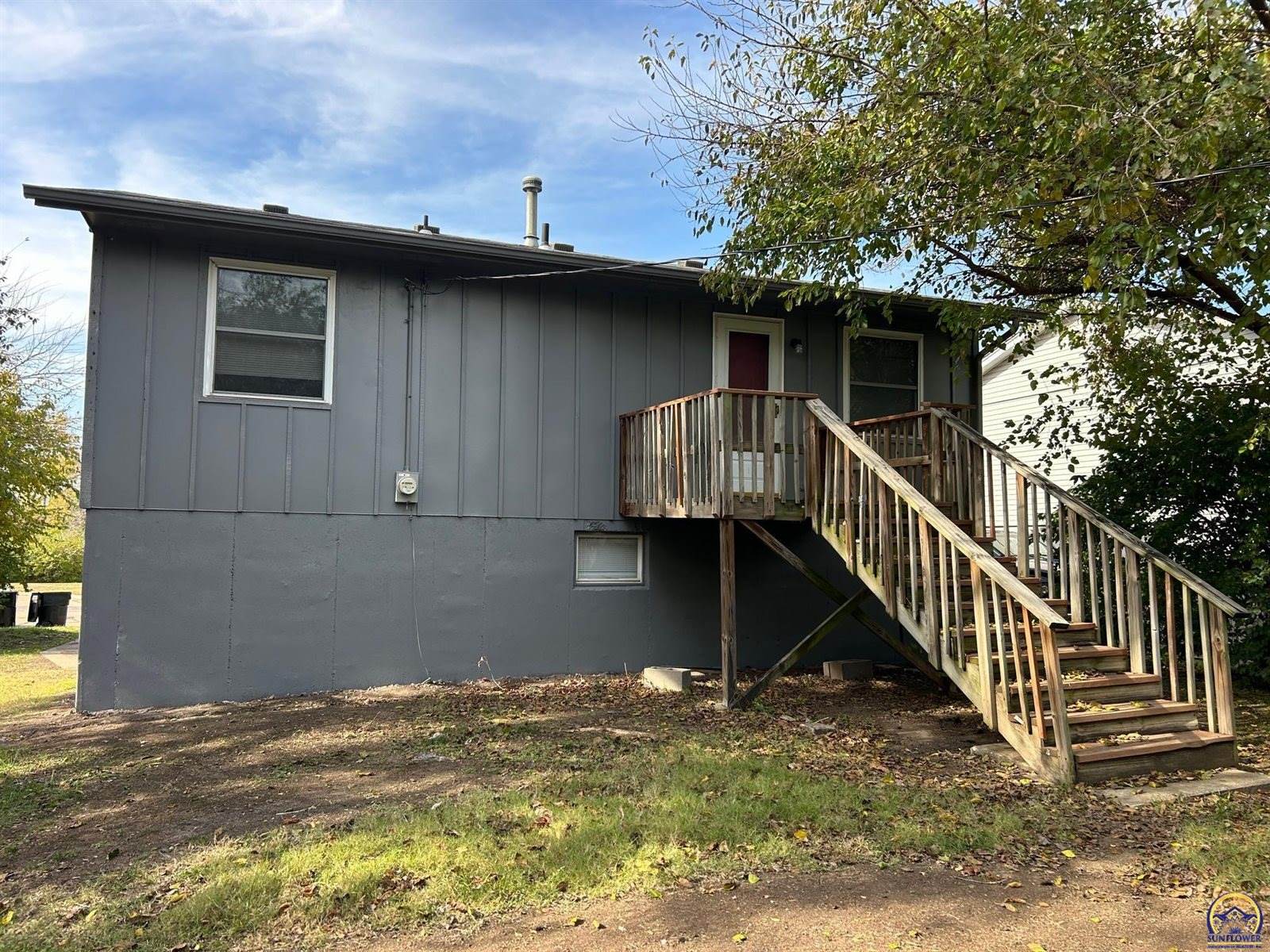 2412 SE Quincy CT, Topeka, KS 66605