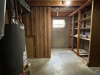 2412 SE Quincy CT, Topeka, KS 66605