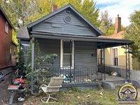 1031 SW Clay ST, Topeka, KS 66604