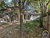 1031 SW Clay ST, Topeka, KS 66604