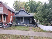 1031 SW Clay ST, Topeka, KS 66604