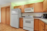 1256 Village Centre Dr, Kenosha, WI 53144