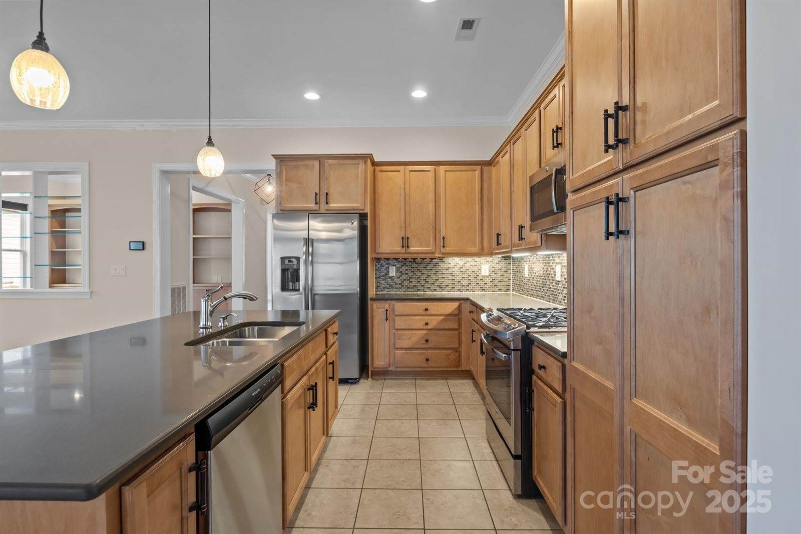 495 Granite Lake Court, Denver, NC 28037