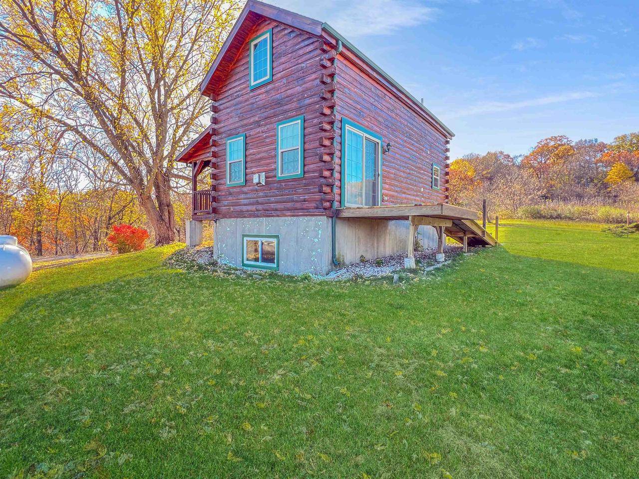 S181 Dore Road, Lyndon Station, WI 53944