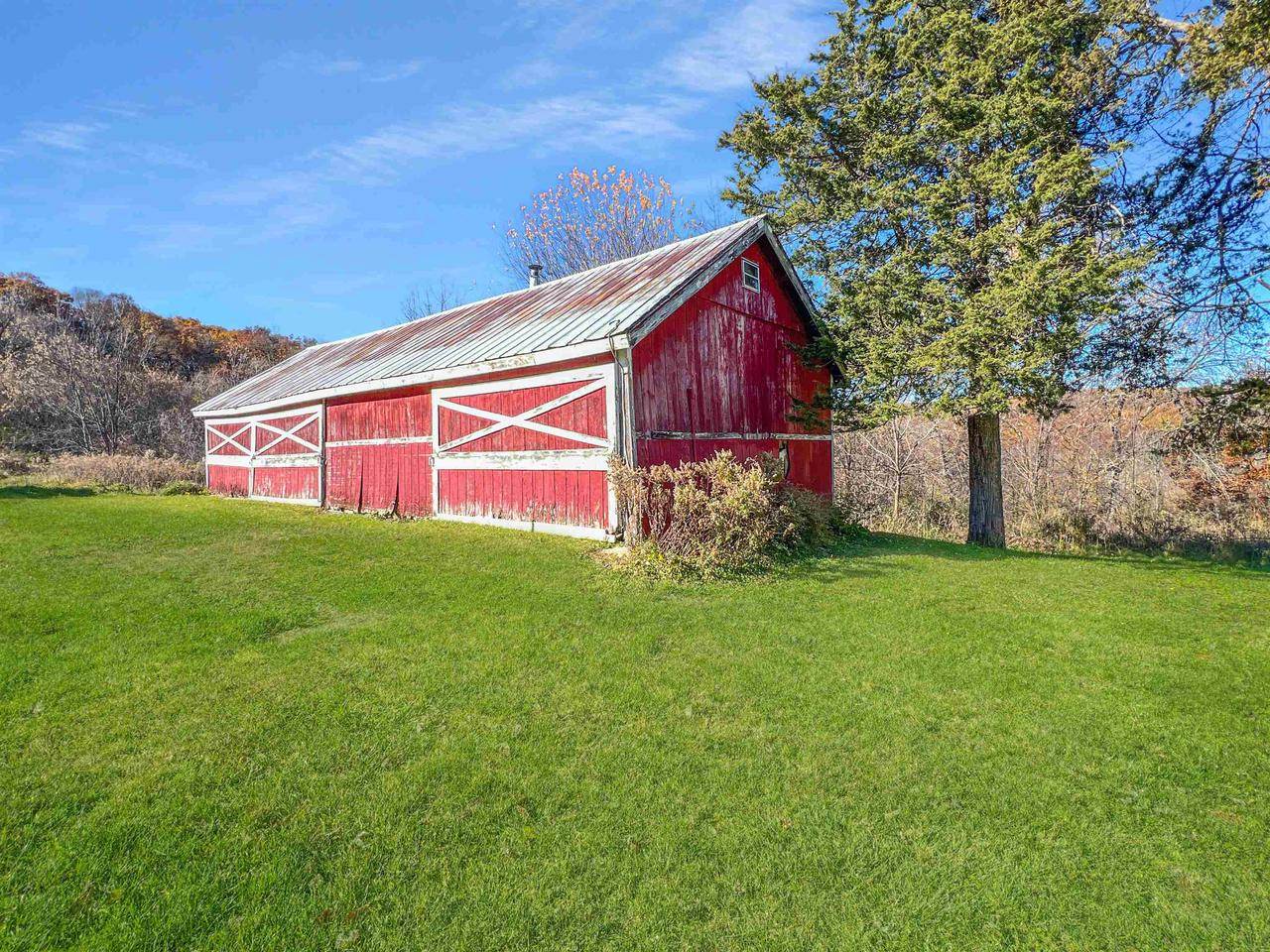 S181 Dore Road, Lyndon Station, WI 53944