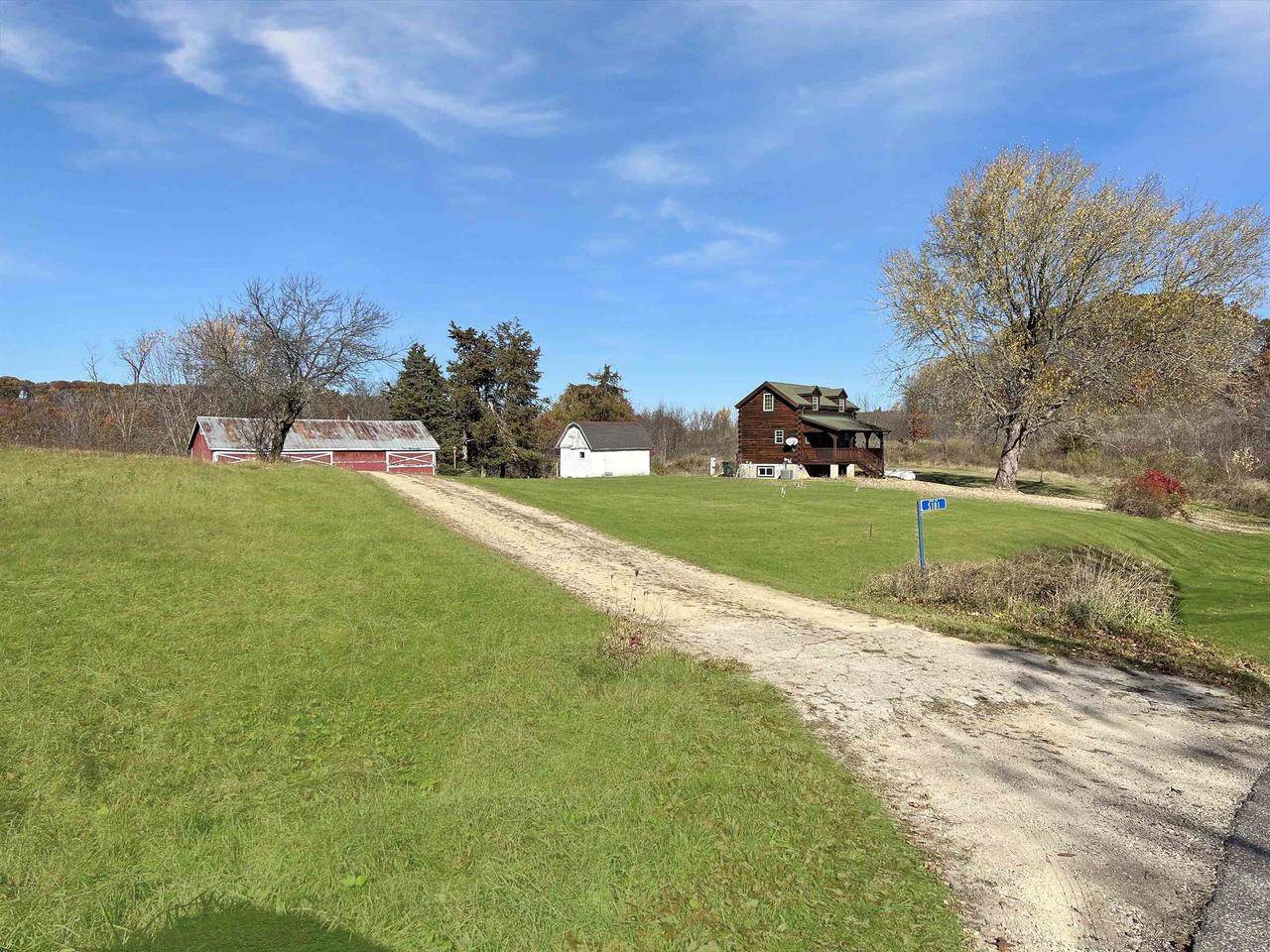 S181 Dore Road, Lyndon Station, WI 53944