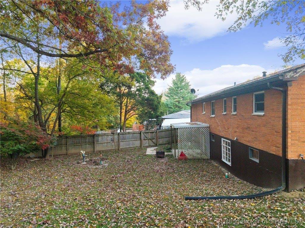 112 Cheryl Drive, New Albany, IN 47150