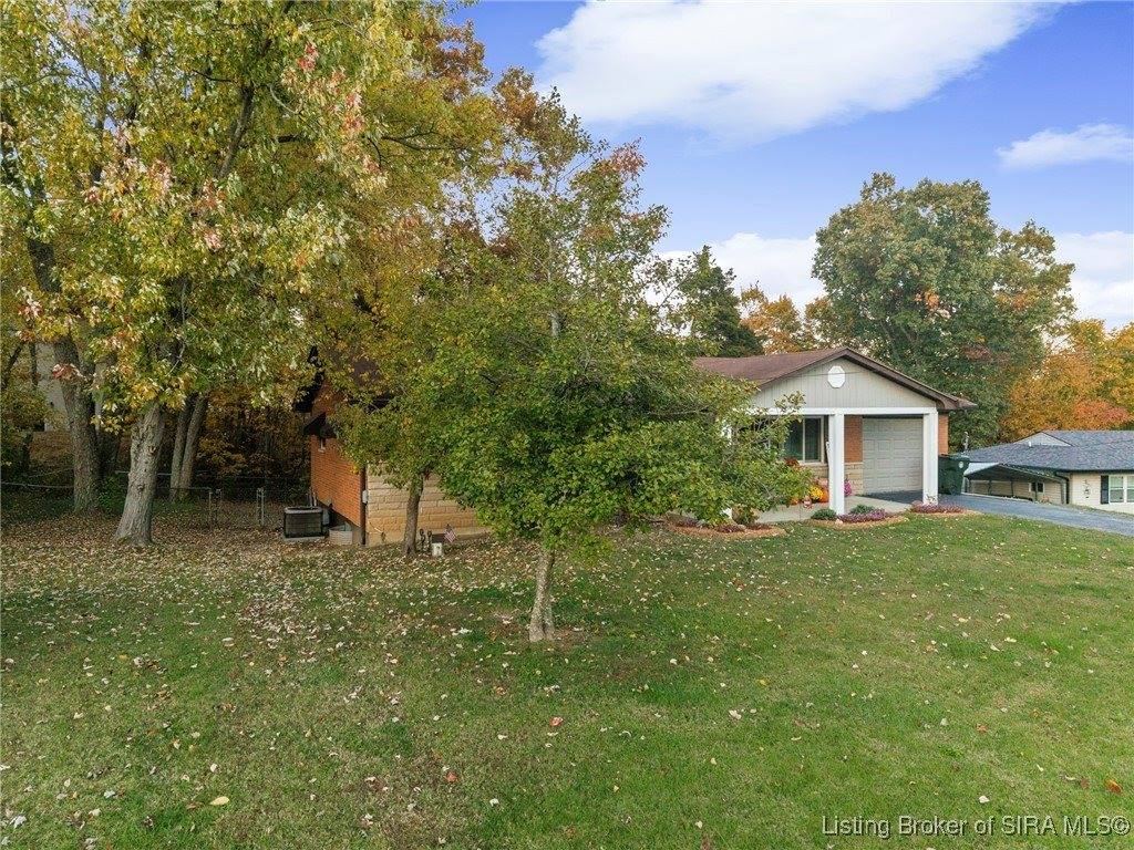 112 Cheryl Drive, New Albany, IN 47150