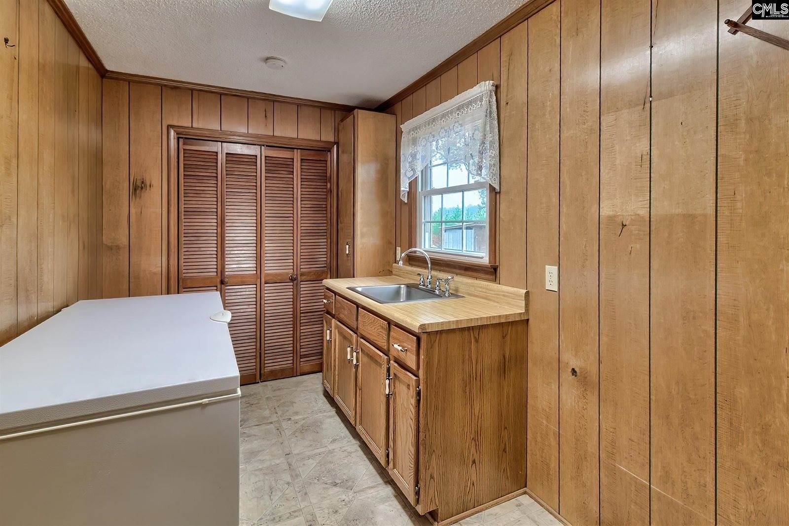 221 Crooked Creek, Chapin, SC 29036