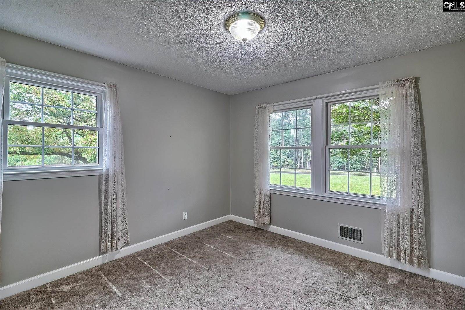 221 Crooked Creek, Chapin, SC 29036