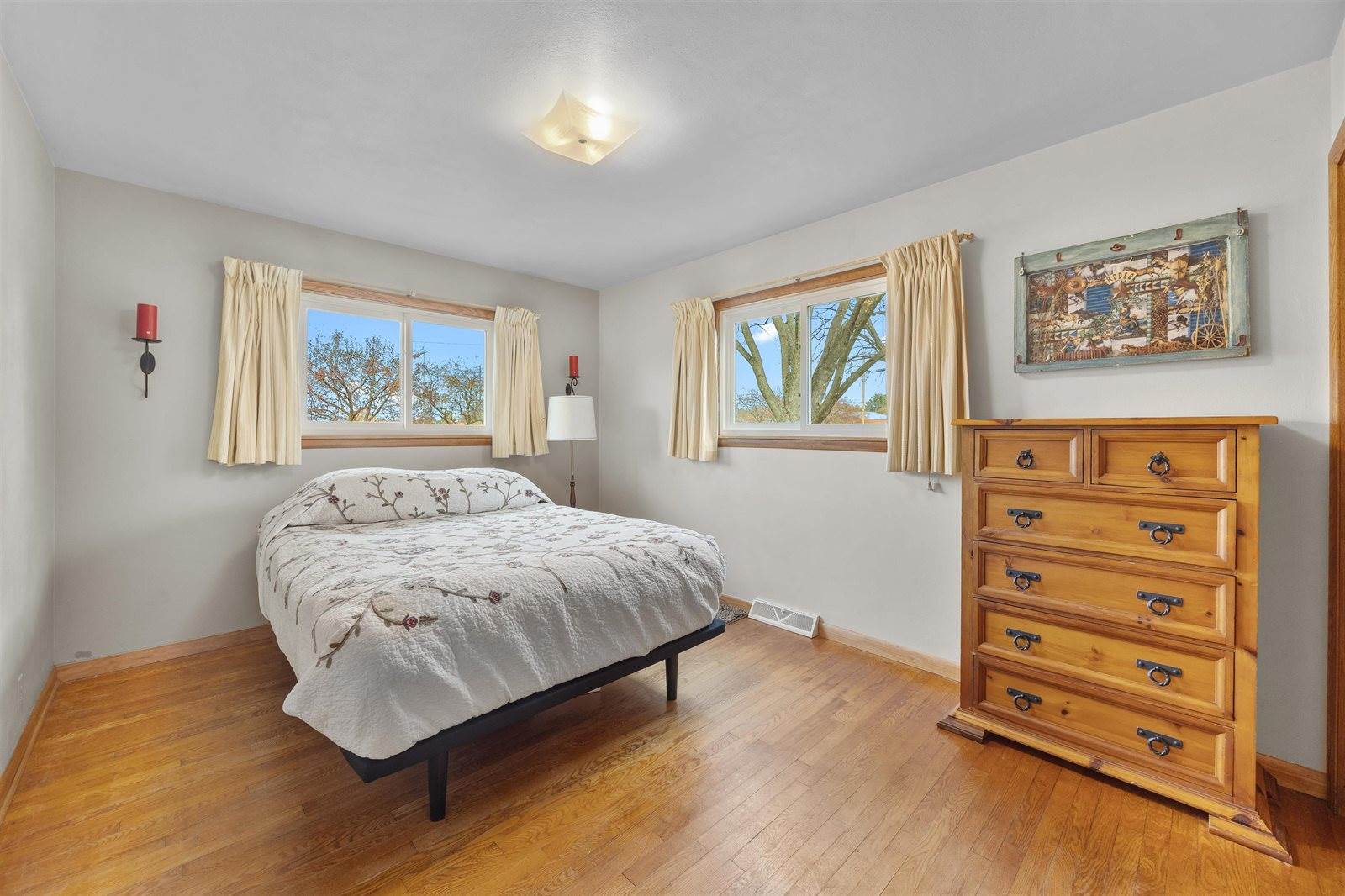 235 School Street, Amherst, WI 54406