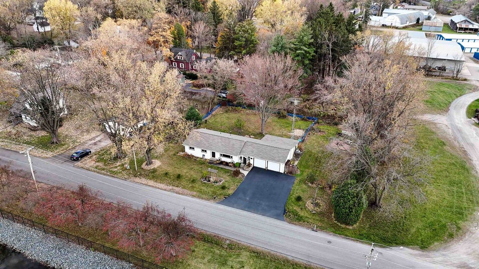 235 School Street, Amherst, WI 54406