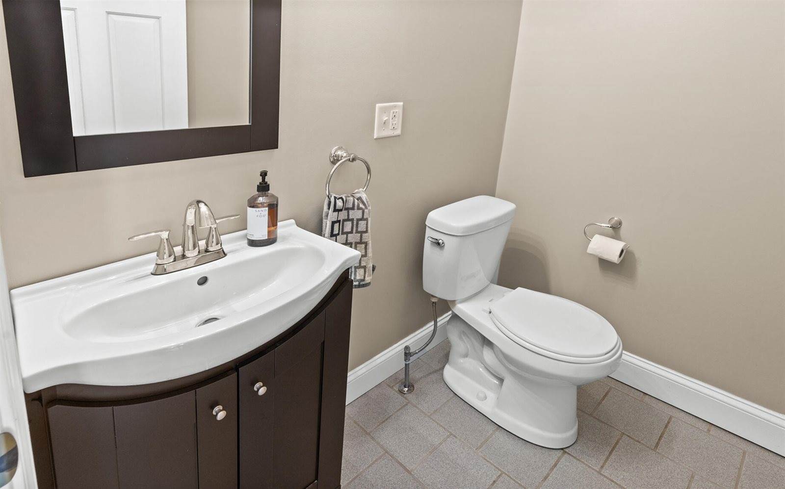 11 High Hill Court, Dedham, ME 04429