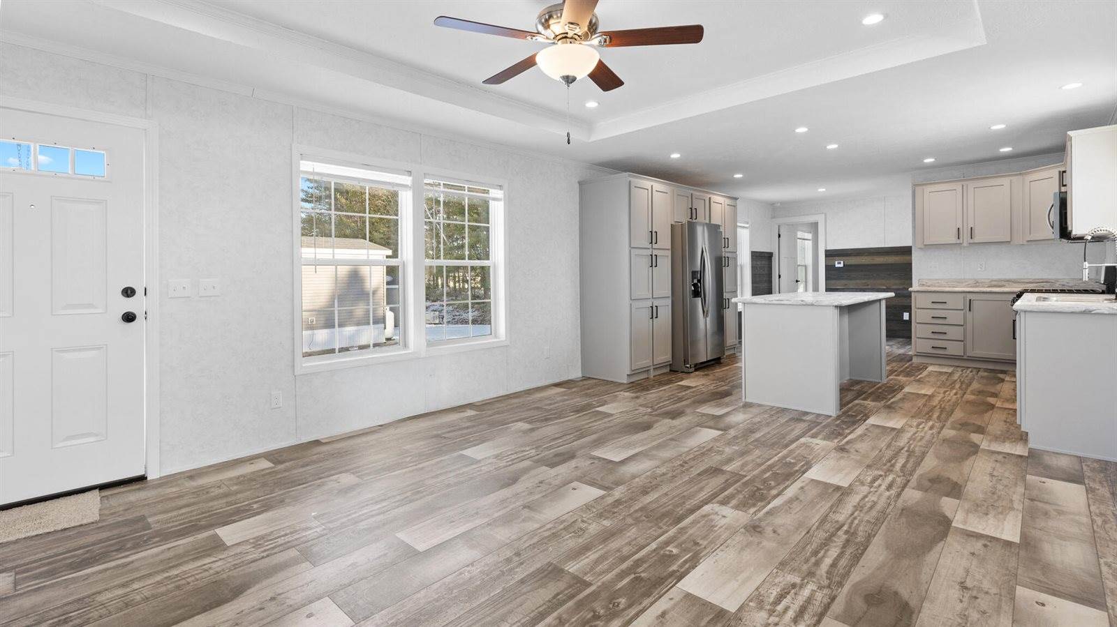 7 Nelligan Drive, Holden, ME 04429