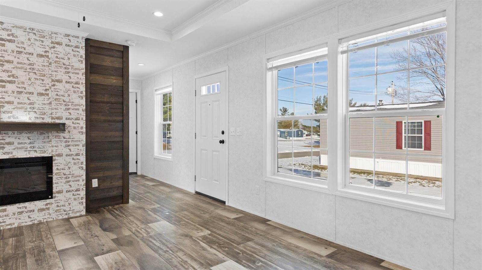 7 Nelligan Drive, Holden, ME 04429