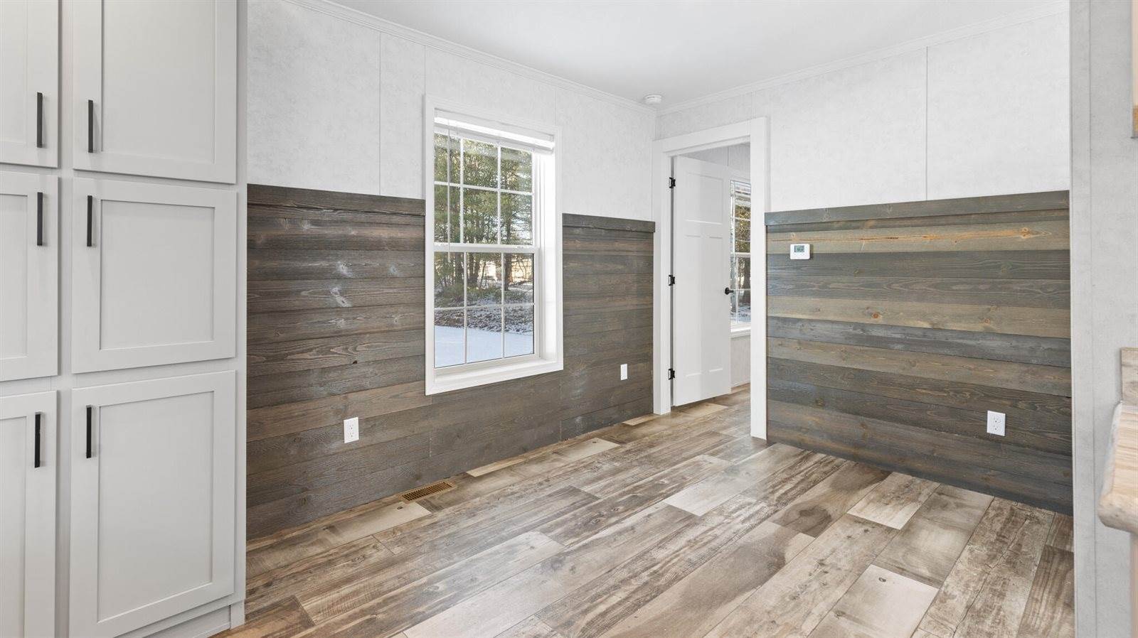 7 Nelligan Drive, Holden, ME 04429