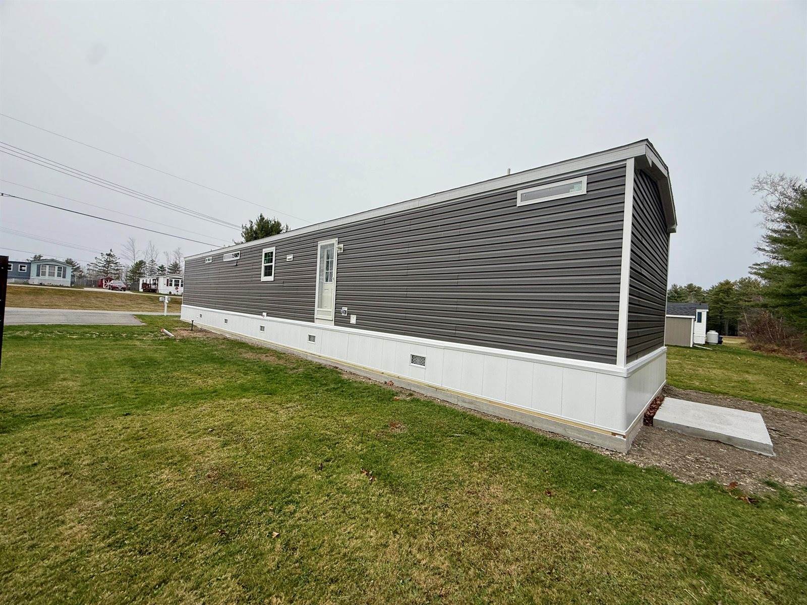 7 Nelligan Drive, Holden, ME 04429