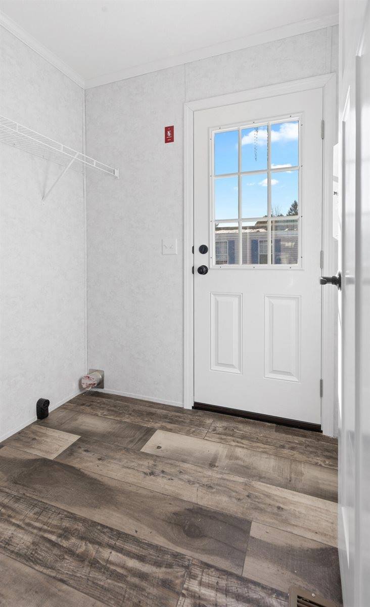 7 Nelligan Drive, Holden, ME 04429