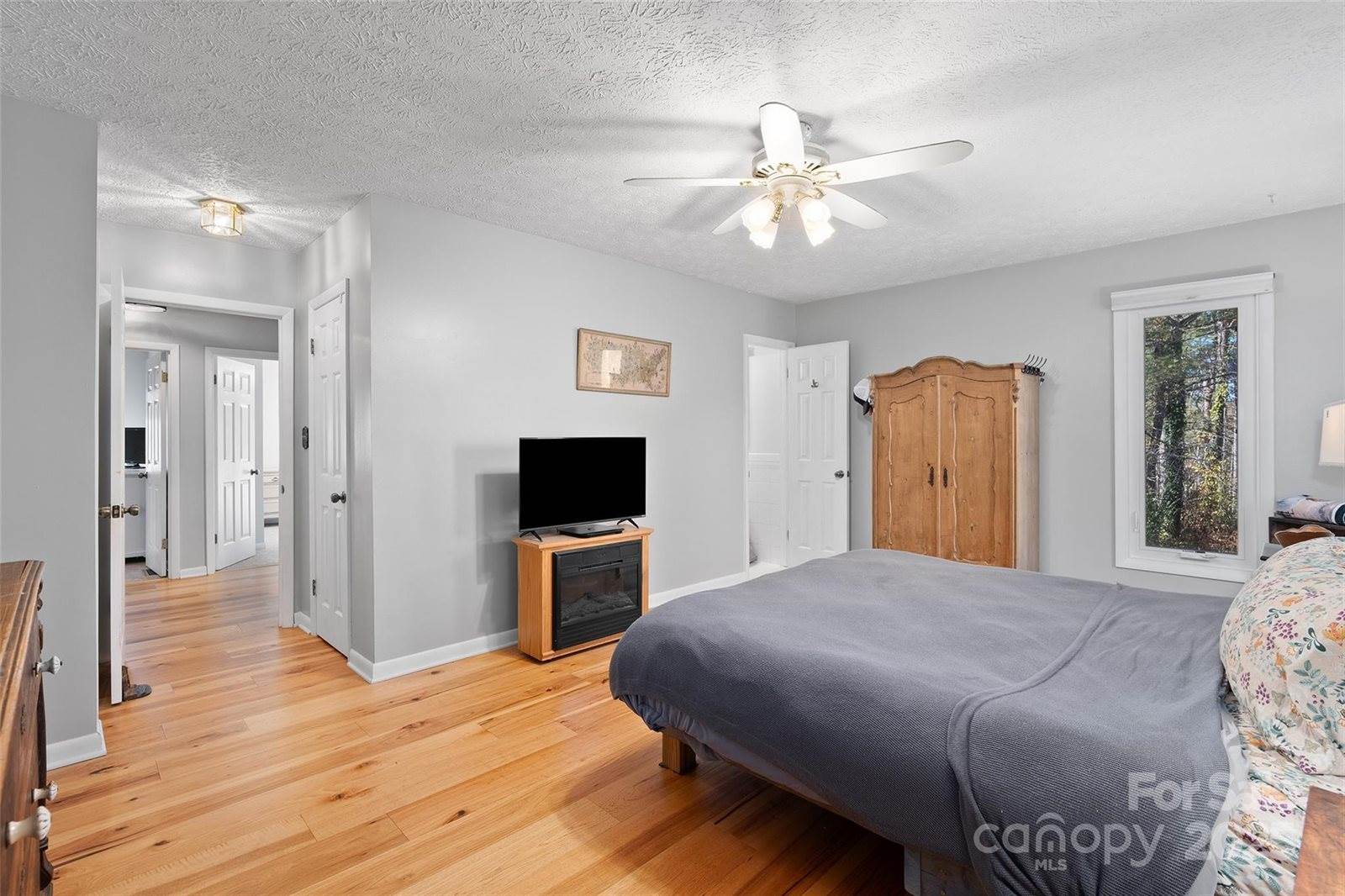 18 Terrace Lane, Weaverville, NC 28787