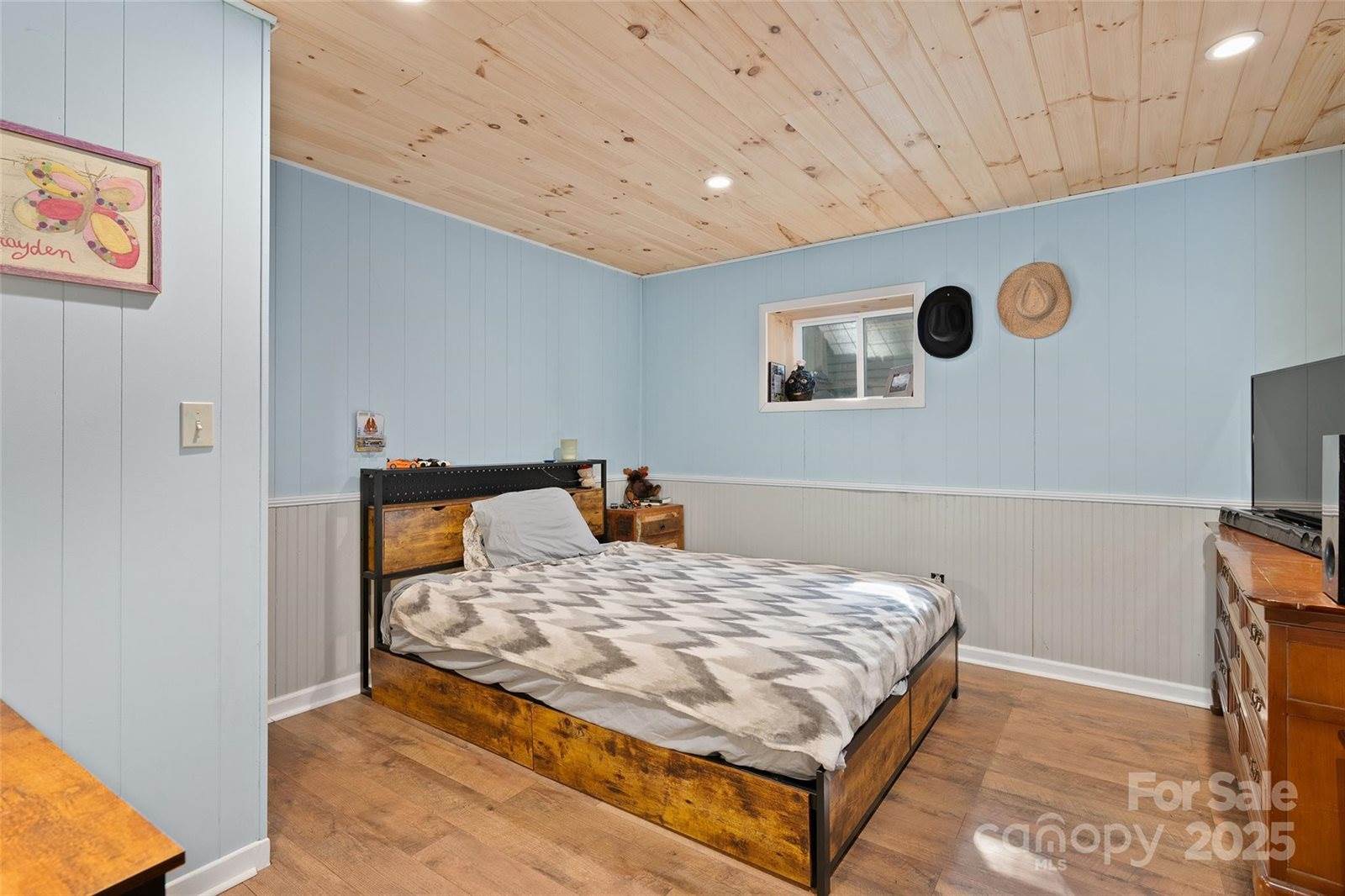 18 Terrace Lane, Weaverville, NC 28787