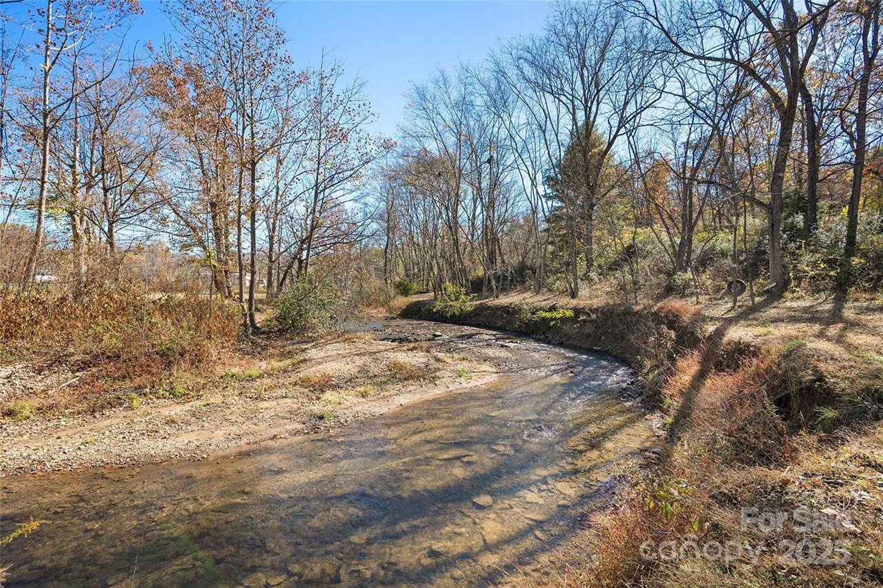 18 Terrace Lane, Weaverville, NC 28787