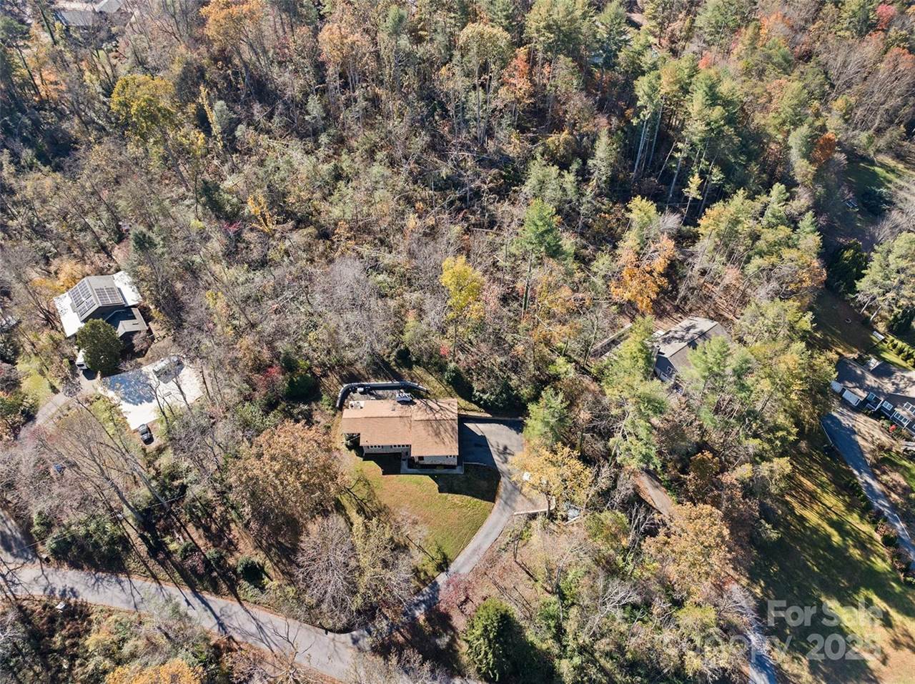 18 Terrace Lane, Weaverville, NC 28787