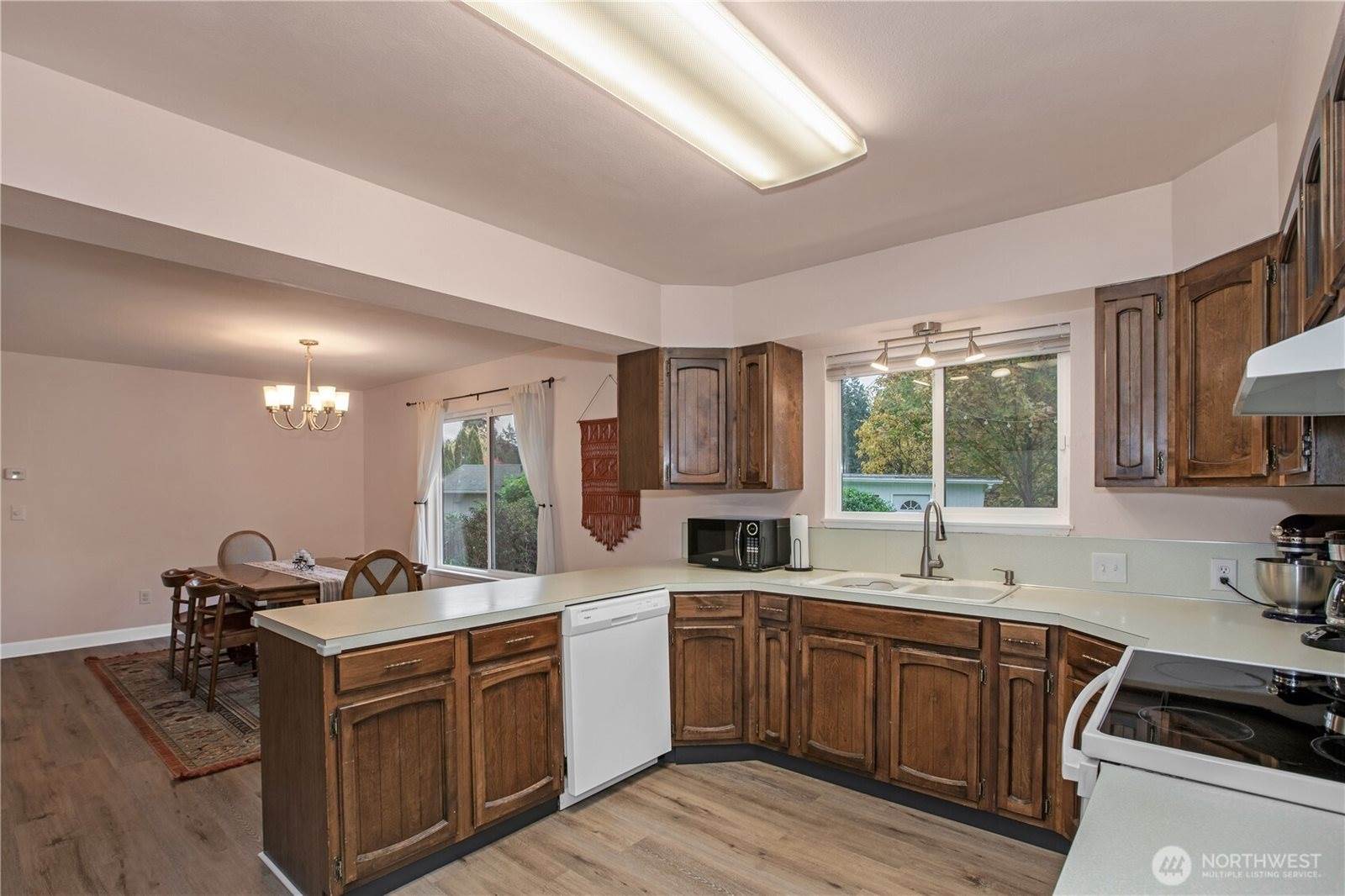 311 Ranger Drive SE, Lacey, WA 98503