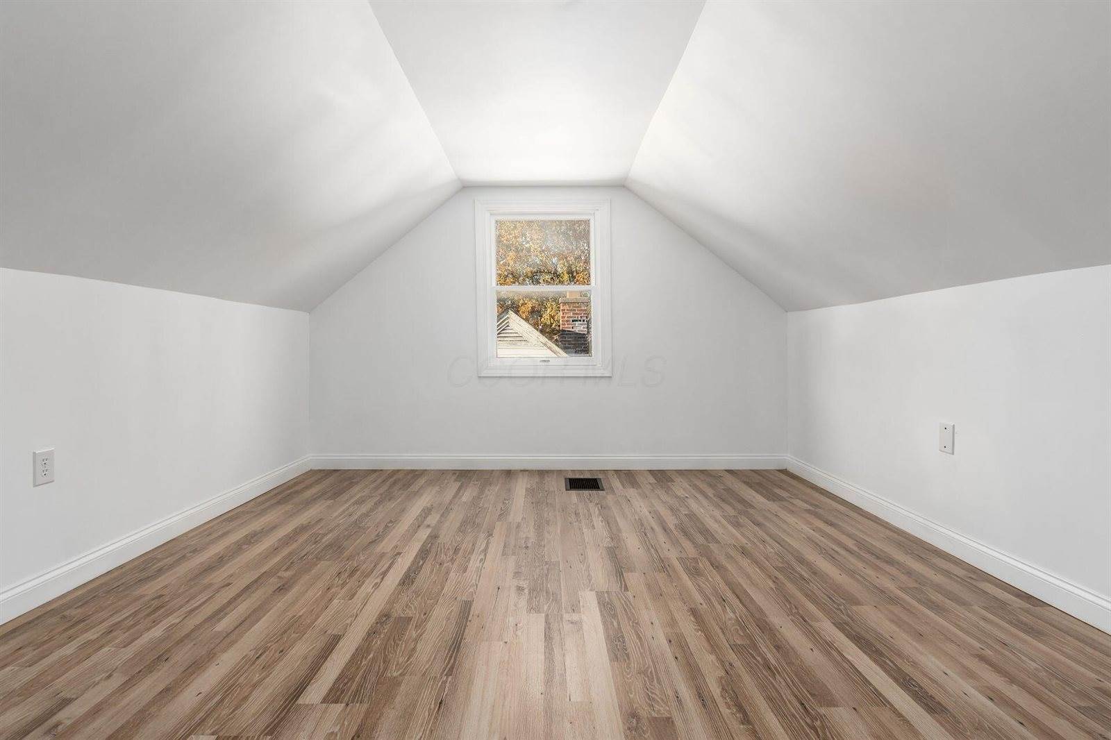 274 North Wayne Avenue, Columbus, OH 43204