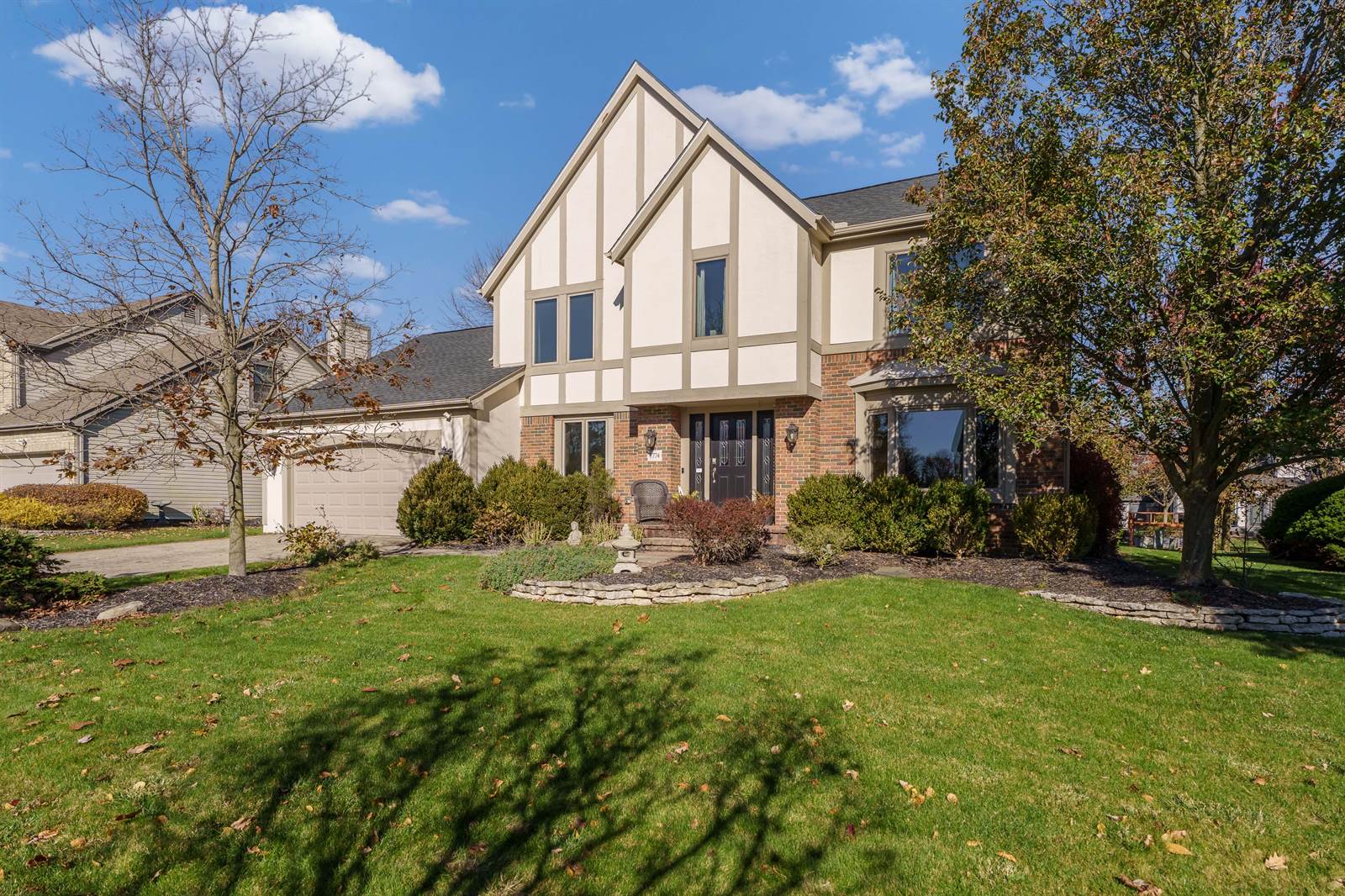 7774 Brandonway Drive, Dublin, OH 43017