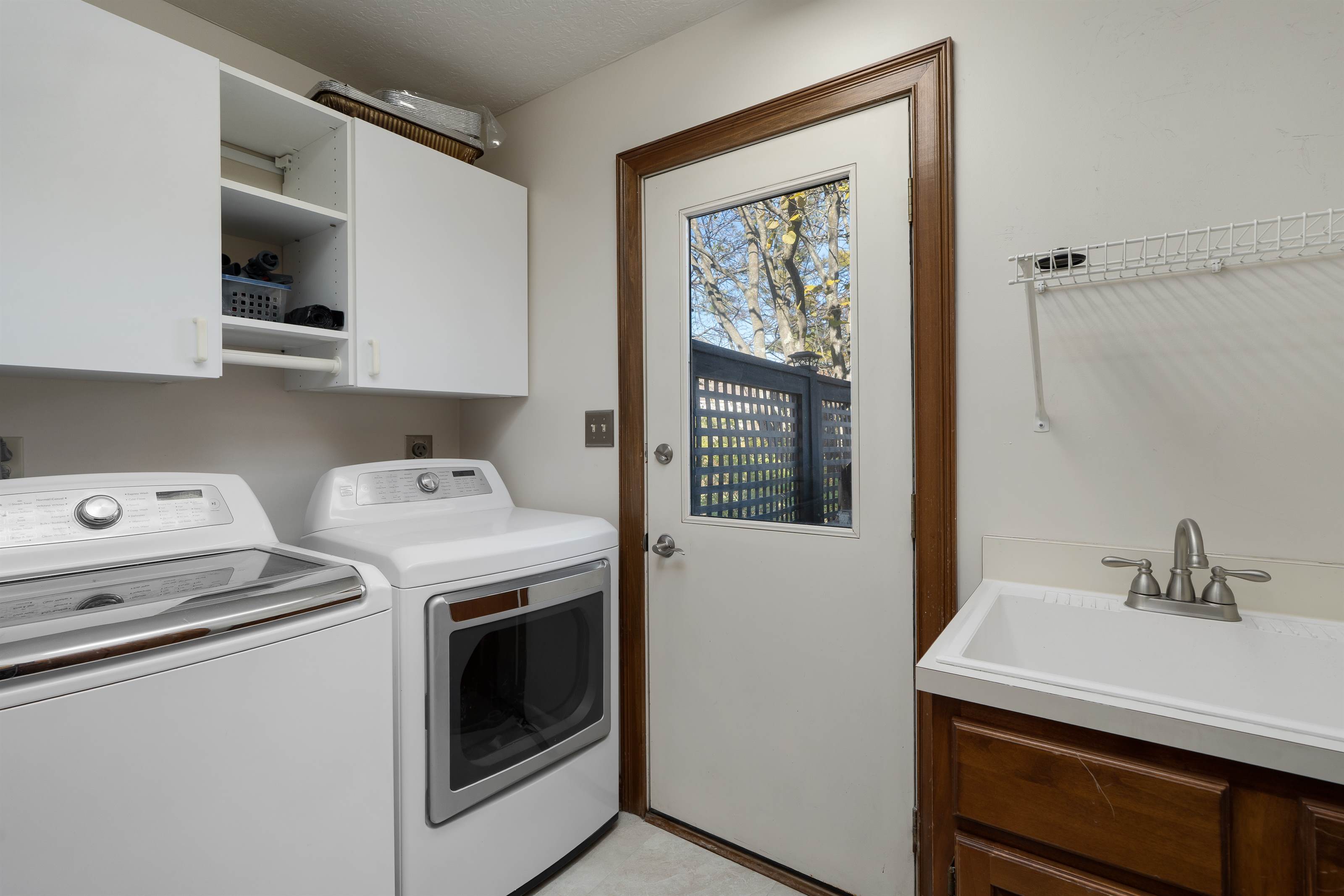 7774 Brandonway Drive, Dublin, OH 43017