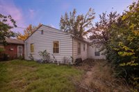 836 South Fountain St, Wichita, KS 67218