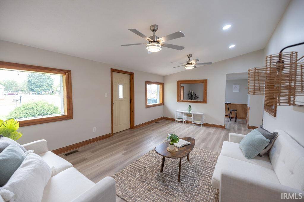 3529 S Walnut Street, Muncie, IN 47304