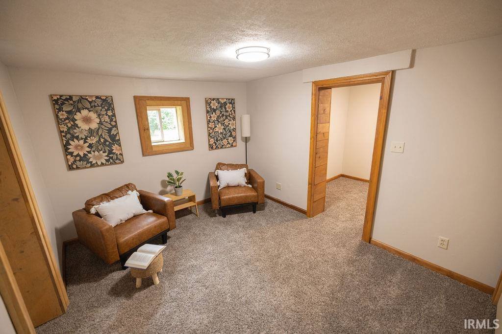 3529 S Walnut Street, Muncie, IN 47304