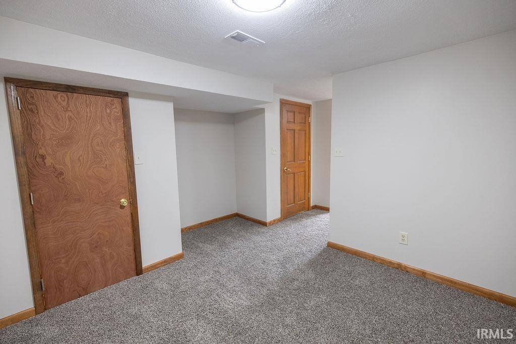 3529 S Walnut Street, Muncie, IN 47304