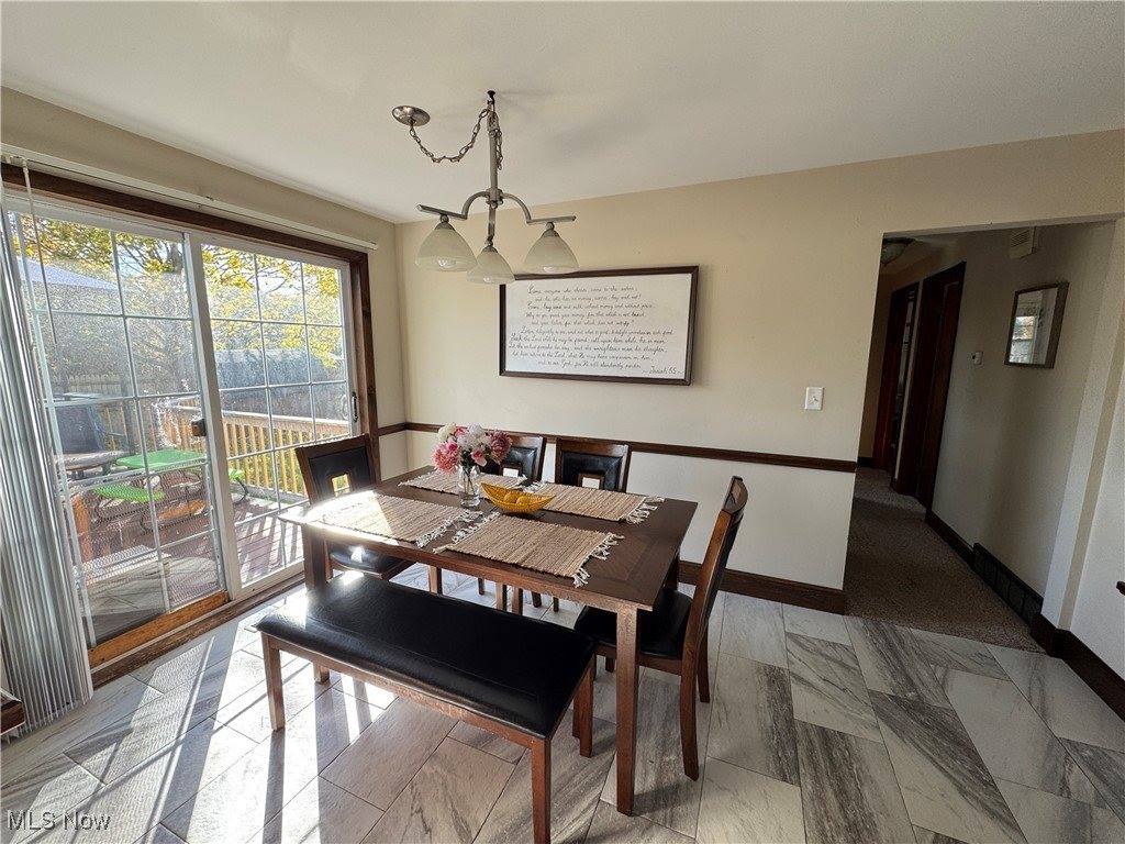 2021 Country Club Avenue, Youngstown, OH 44514