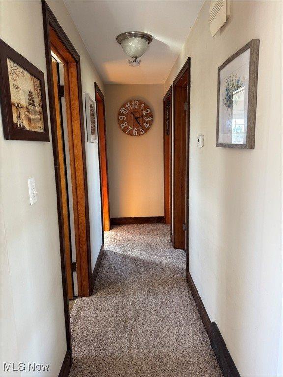 2021 Country Club Avenue, Youngstown, OH 44514