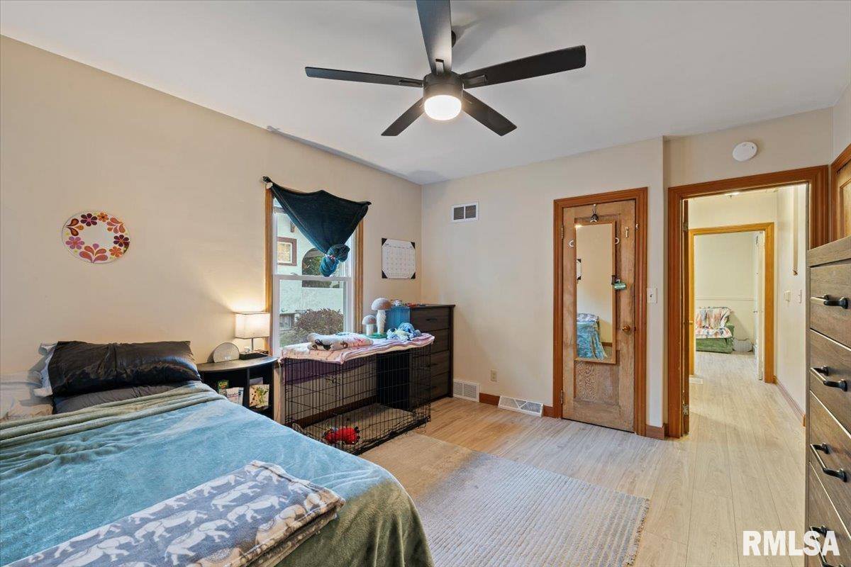 1620 20TH Avenue, Rock Island, IL 61201