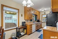 1620 20TH Avenue, Rock Island, IL 61201