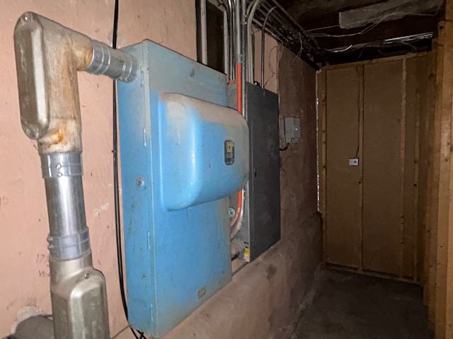 804 SE 10th Ave, Topeka, KS 66607