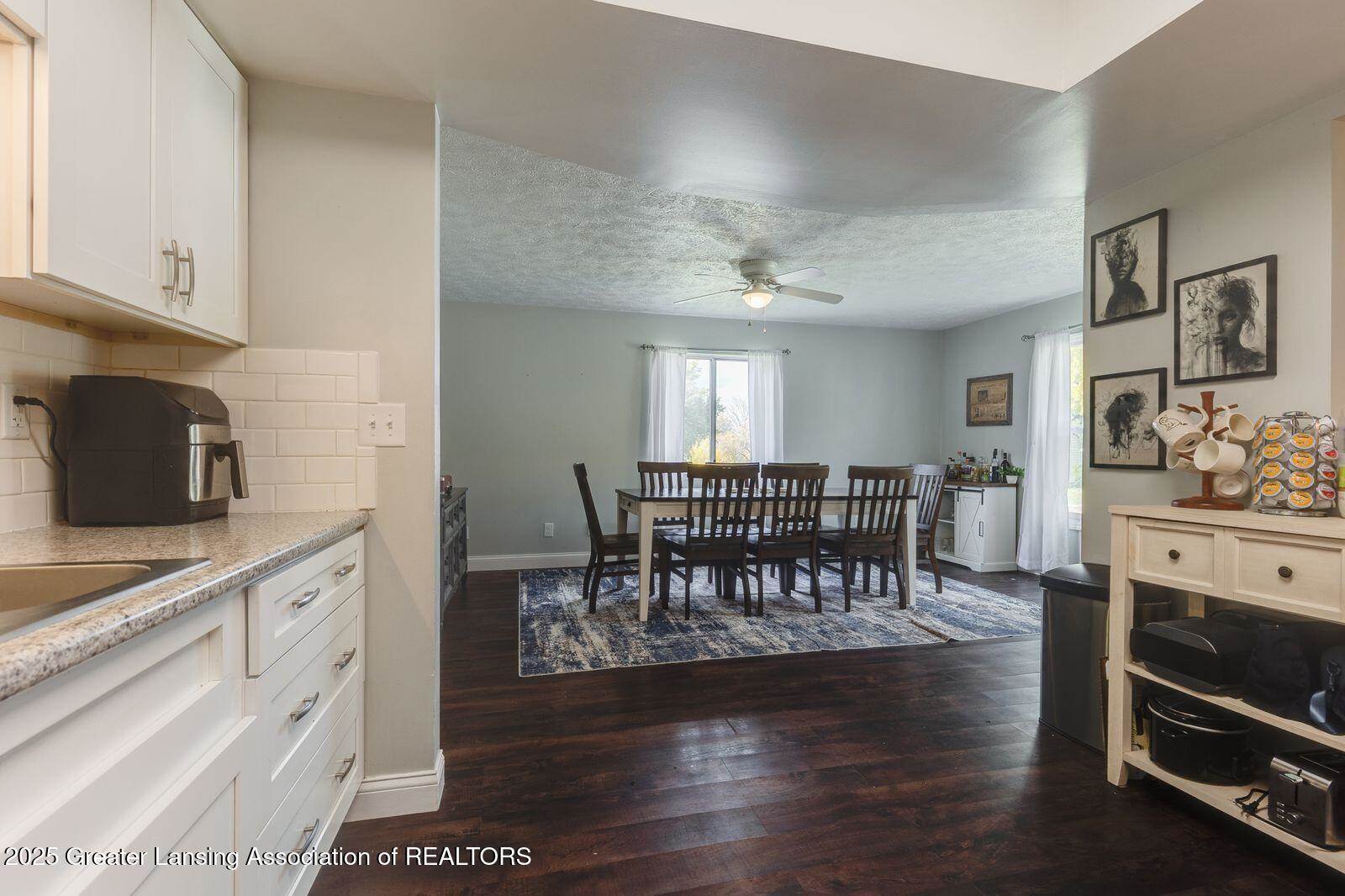 129 Village Drive, LansingCity_Ingham, MI 48911