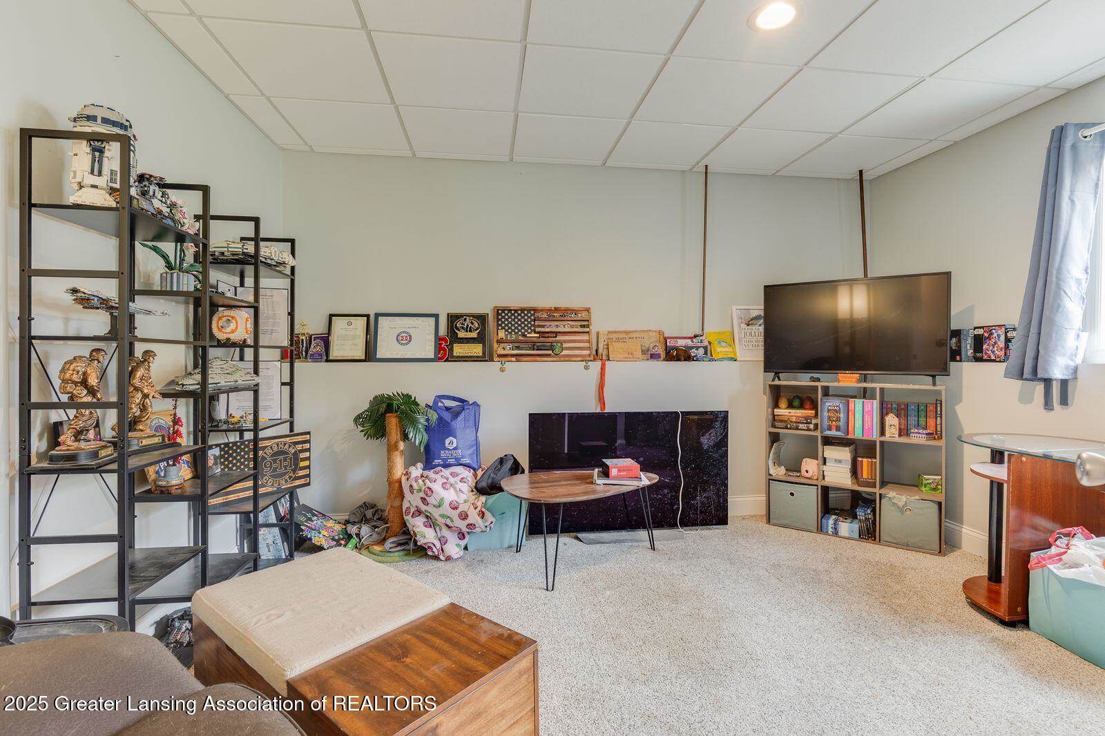 129 Village Drive, LansingCity_Ingham, MI 48911