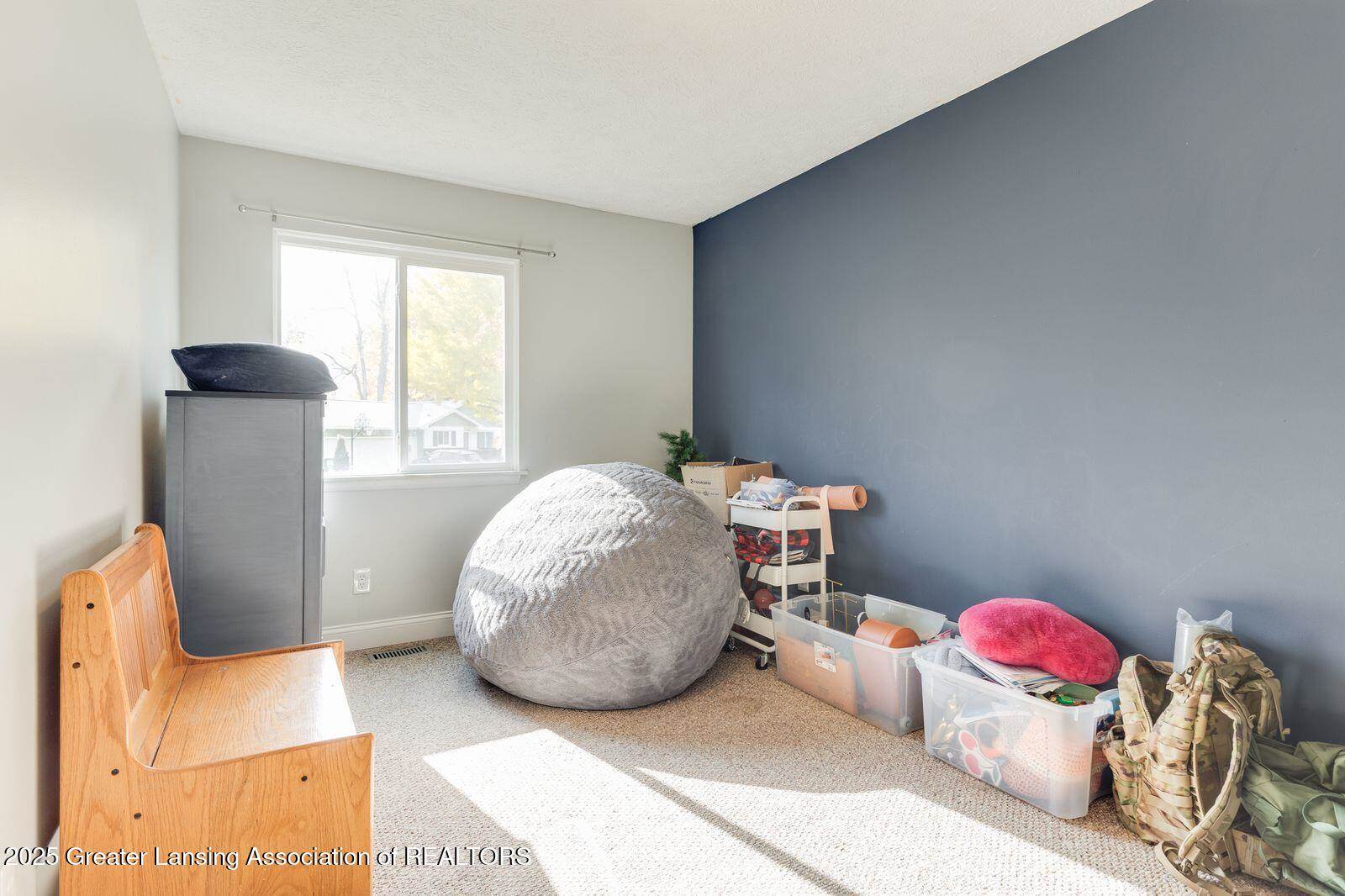 129 Village Drive, LansingCity_Ingham, MI 48911