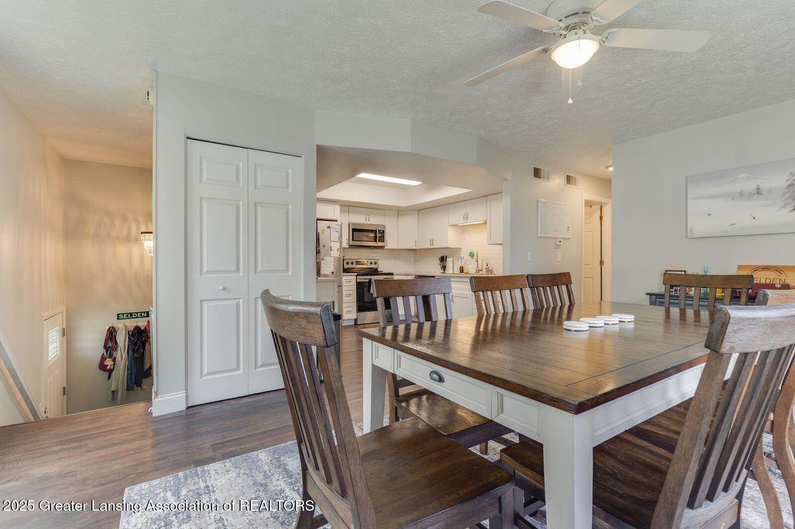 129 Village Drive, LansingCity_Ingham, MI 48911