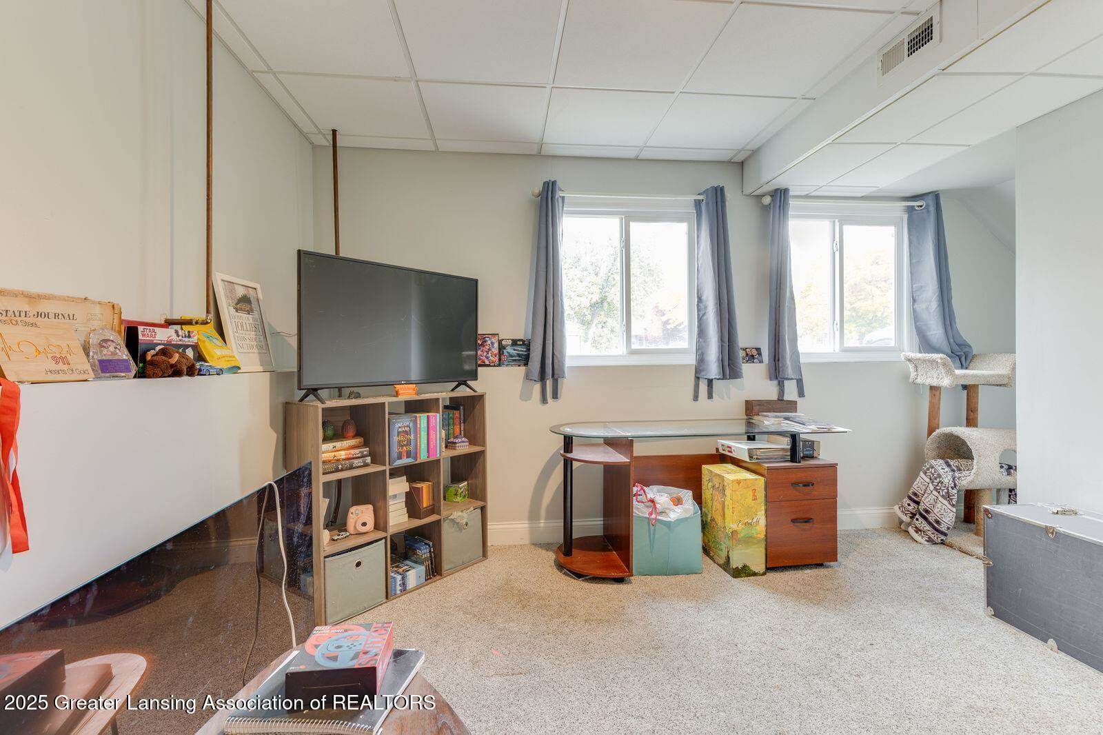 129 Village Drive, LansingCity_Ingham, MI 48911